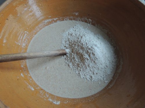 ajout de 150 gr de farine de seigle T80 ajout de 150 gr de farine de seigle T80