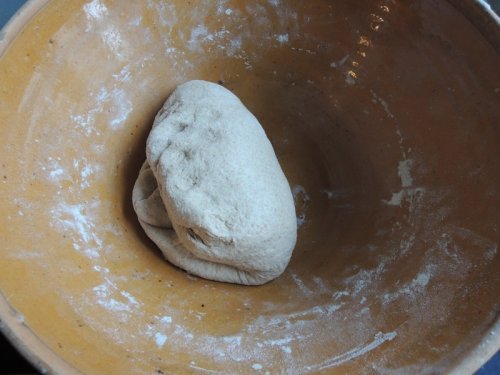 replie de la pâte sur elle-même replie de la pâte sur elle-même